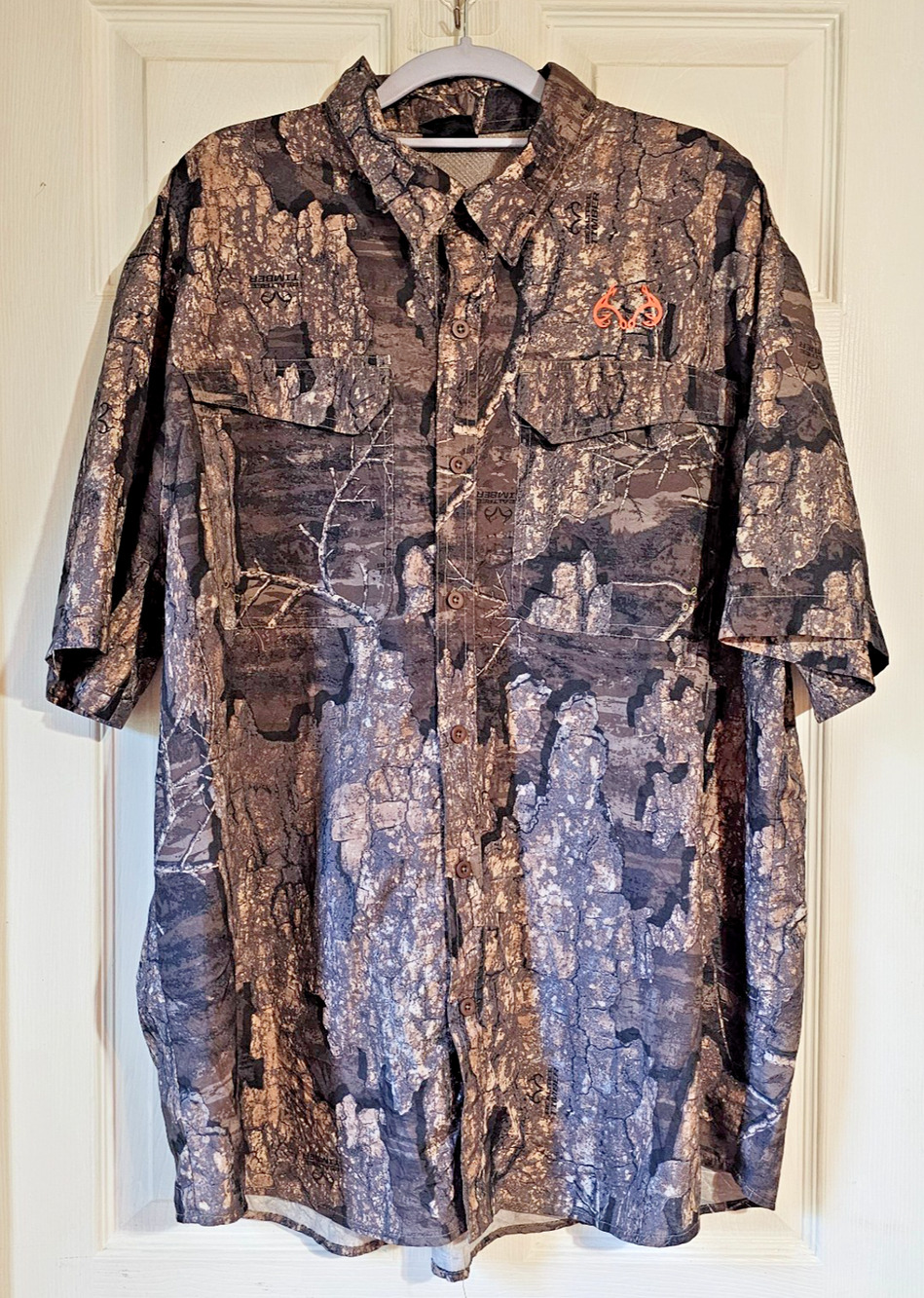 Realtree Fishing Colosseum Men's XL Camo Vented Short Sleeve Button Up Shirt